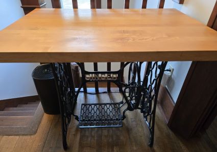 Singer Table.JPG